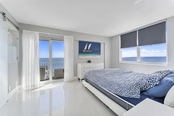 $899,000 | 4505 South Ocean Boulevard, Unit 307, Highland Beach, FL 33487