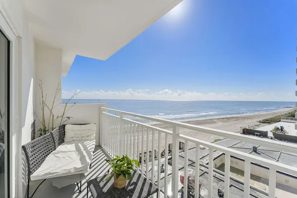 $899,000 | 4505 South Ocean Boulevard, Unit 307, Highland Beach, FL 33487