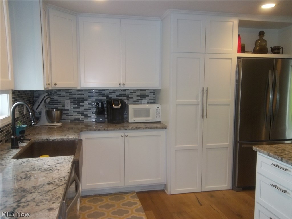 1594 Reimer Road Wadsworth, OH 44281 - Photo 9 of 34