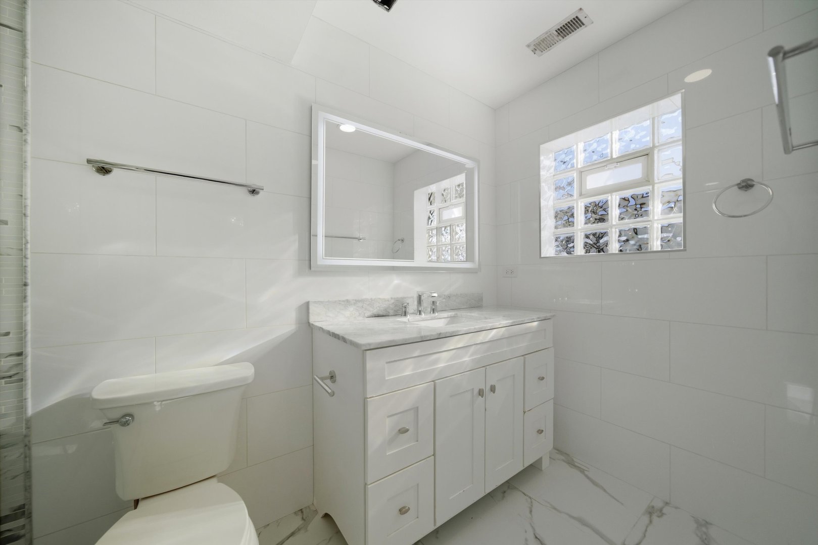 606 South Arlington Heights Road Arlington Heights, IL 60005 - Photo 21 of 36