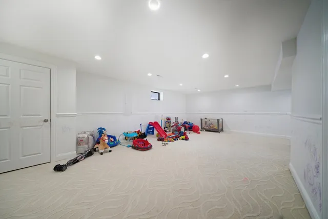 $709,000 | 606 South Arlington Heights Road, Arlington Heights, IL 60005