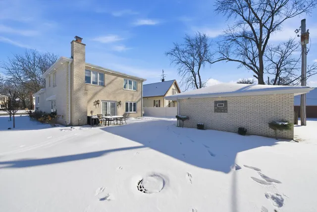 $709,000 | 606 South Arlington Heights Road, Arlington Heights, IL 60005
