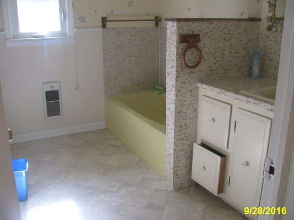 3001 Saunders Road Vinton, VA 24179 - Photo 11 of 16 IMG_544_53