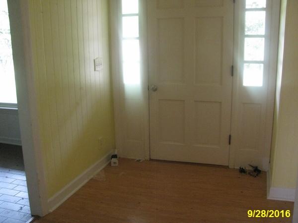 3001 Saunders Road Vinton, VA 24179 - Photo 5 of 16 IMG_544_30