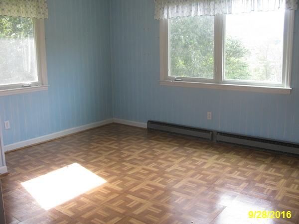 3001 Saunders Road Vinton, VA 24179 - Photo 9 of 16 IMG_544_47