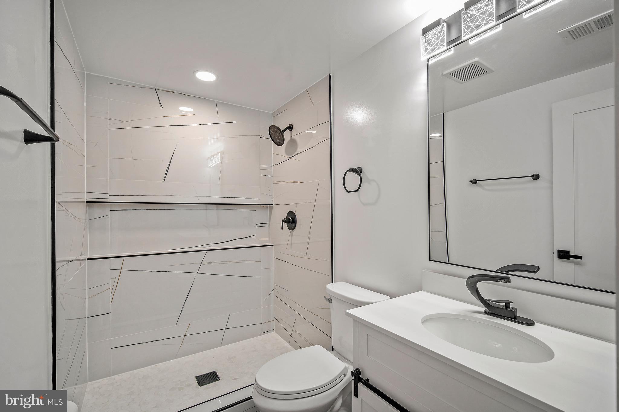 6609 3rd Street Northwest Washington, DC 20012 - Photo 36 of 42 Bedroom 4 En-suite Bath