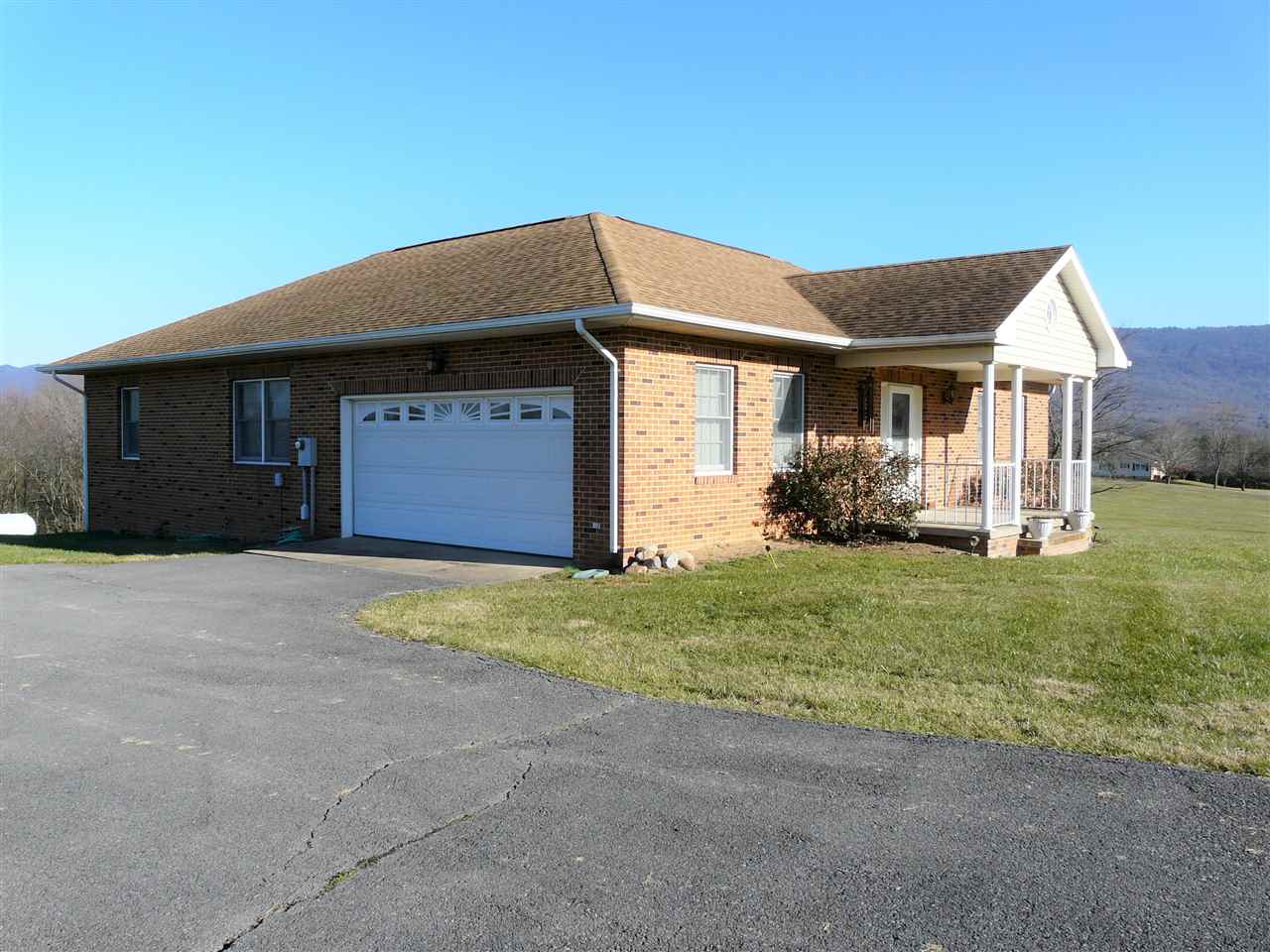 295 Highview Road New Market, VA 22844 - Photo 4 of 44 Gallery Image 4
