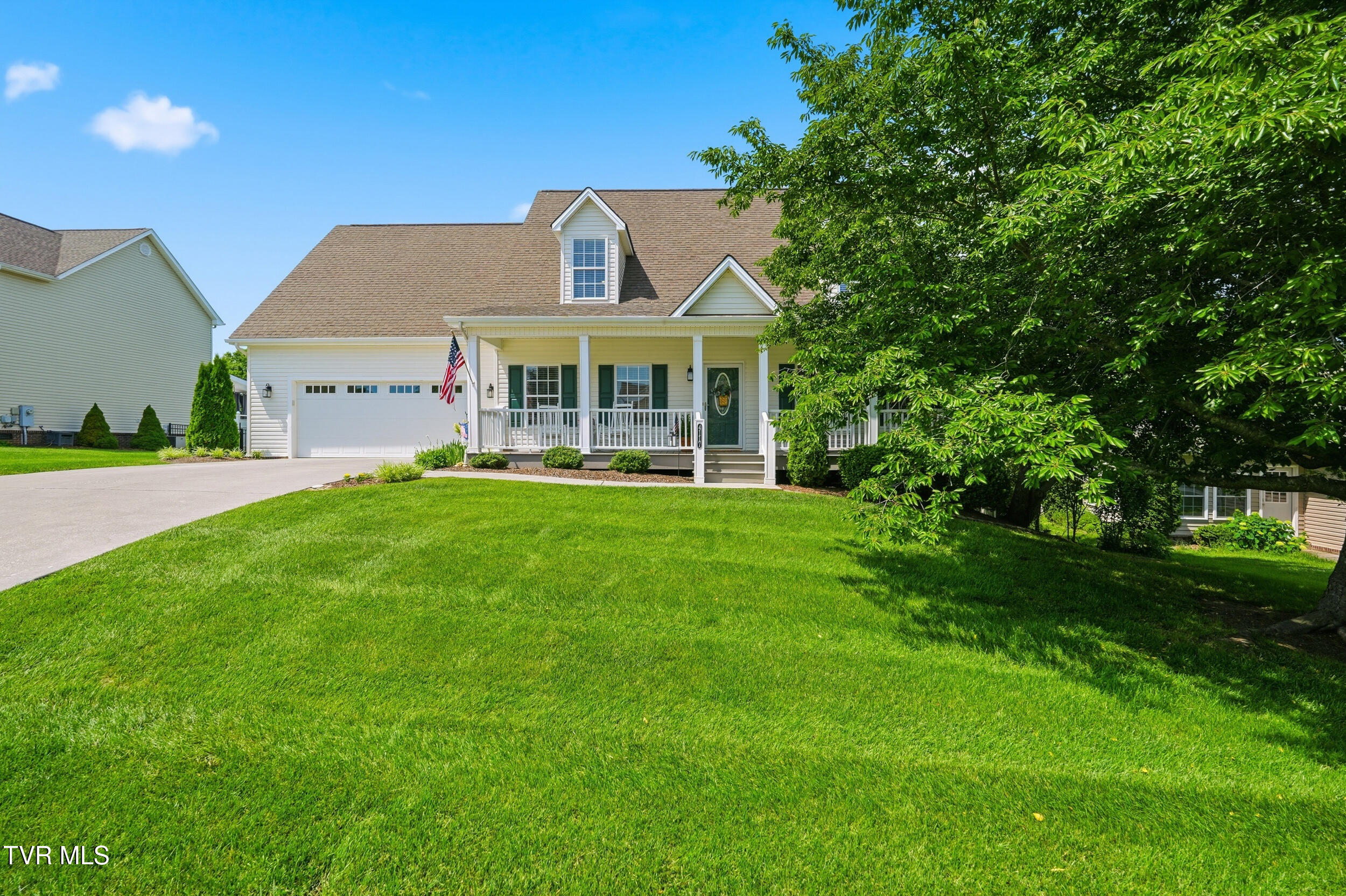 4117 Wolfe Ridge Johnson City, TN 37601 - Photo 3 of 61 3_4117 wolfe ridge-7