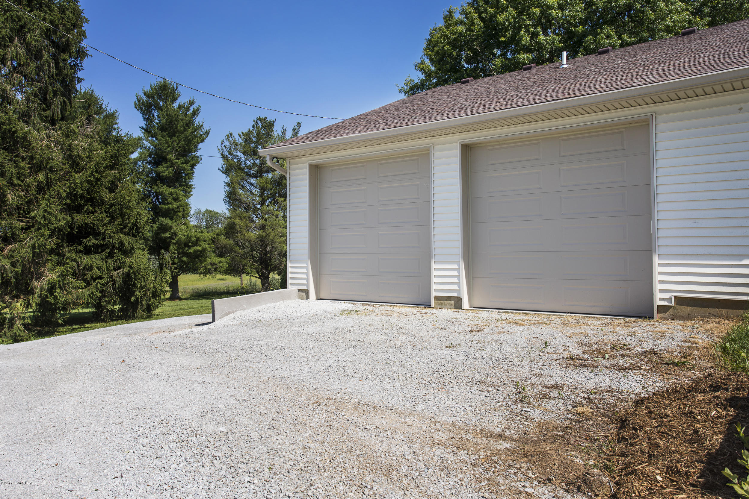 6501 Old Zaring Road Crestwood, KY 40014 - Photo 44 of 54 49-attached garage