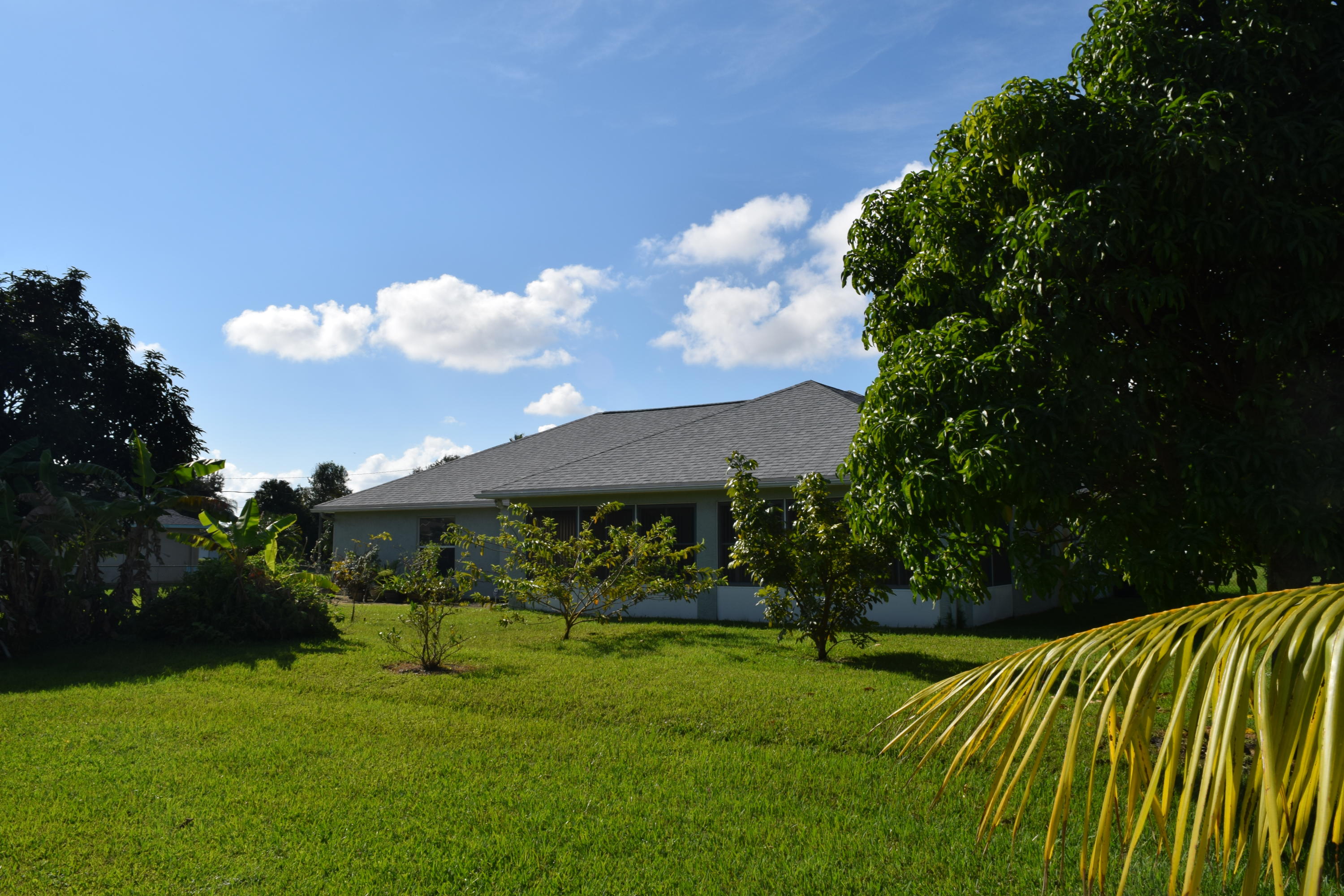 2021 Southeast Pyramid Road Port St. Lucie, FL 34952 - Photo 20 of 23 DSC_0023