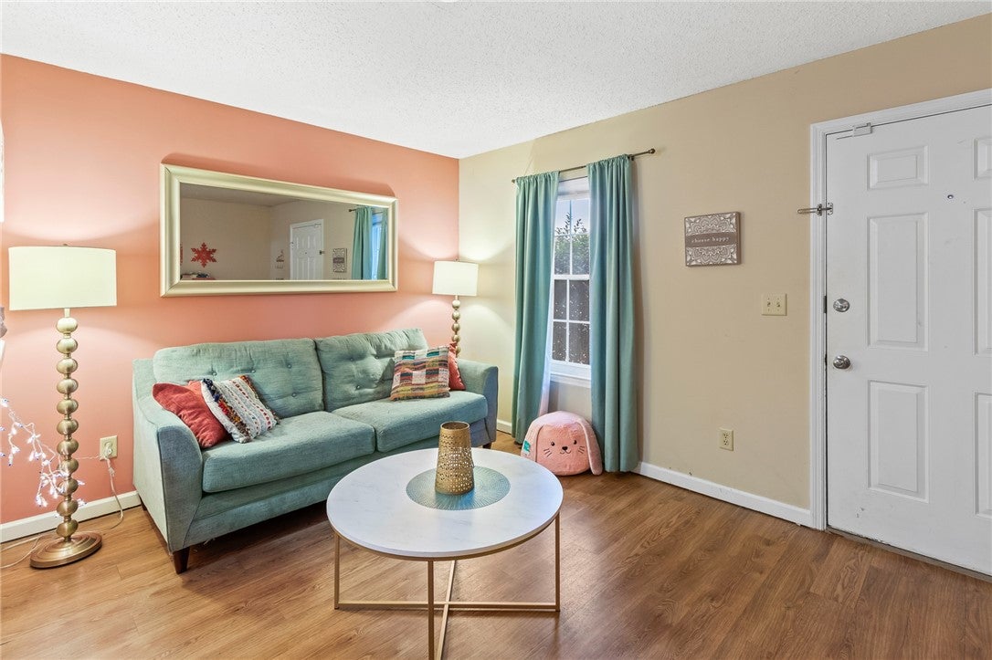 1761 Wire Road, Unit 804 Auburn, AL 36832 - Photo 2 of 18 Gallery Image 2