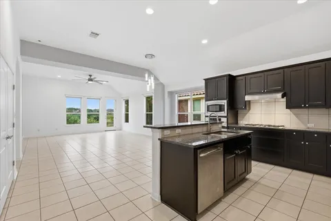 $609,800 | 12221 Fairway Cove, Austin, TX 78732