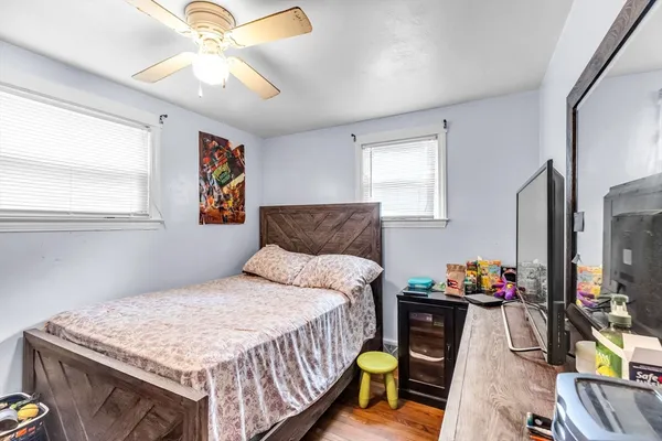 $284,900 | 101 Regal Street, Springfield, MA 01118