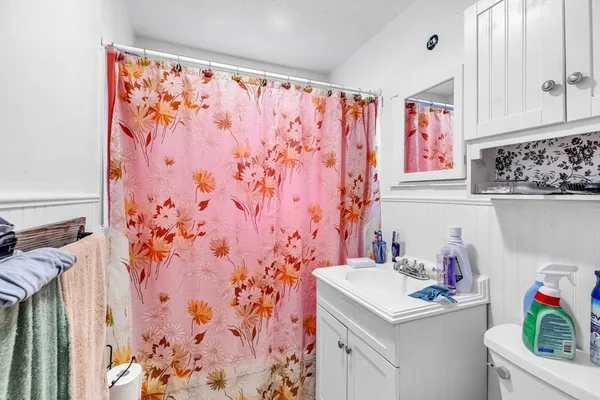 $284,900 | 101 Regal Street, Springfield, MA 01118