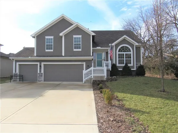 $430,000 | 19715 West 197th Court, Spring Hill, KS 66083