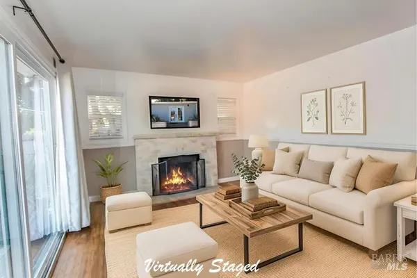 $1,249,000 | 8813-8815 Petaluma Hill Road, Penngrove, CA 94951