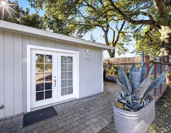 $1,249,000 | 8813-8815 Petaluma Hill Road, Penngrove, CA 94951