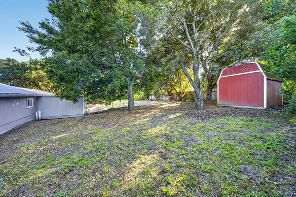 $1,249,000 | 8813-8815 Petaluma Hill Road, Penngrove, CA 94951