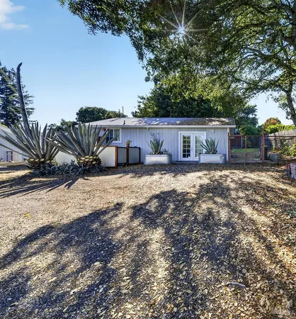 $1,249,000 | 8813-8815 Petaluma Hill Road, Penngrove, CA 94951