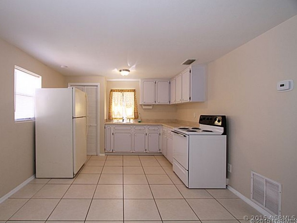 2002 South Riverside Drive Edgewater, FL 32141 - Photo 12 of 18 Gallery Image 12