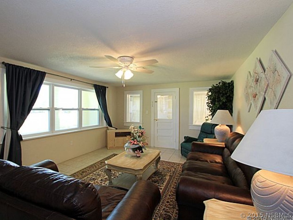2002 South Riverside Drive Edgewater, FL 32141 - Photo 2 of 18 Gallery Image 2