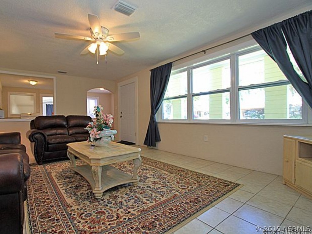 2002 South Riverside Drive Edgewater, FL 32141 - Photo 3 of 18 Gallery Image 3