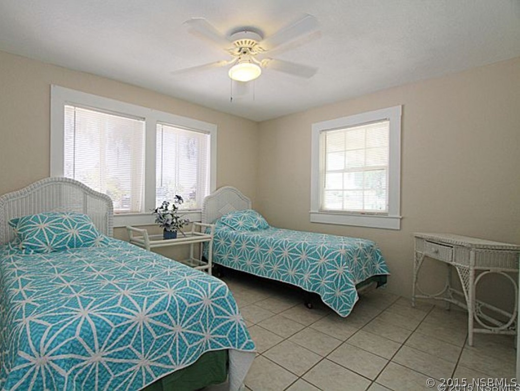 2002 South Riverside Drive Edgewater, FL 32141 - Photo 5 of 18 Gallery Image 5