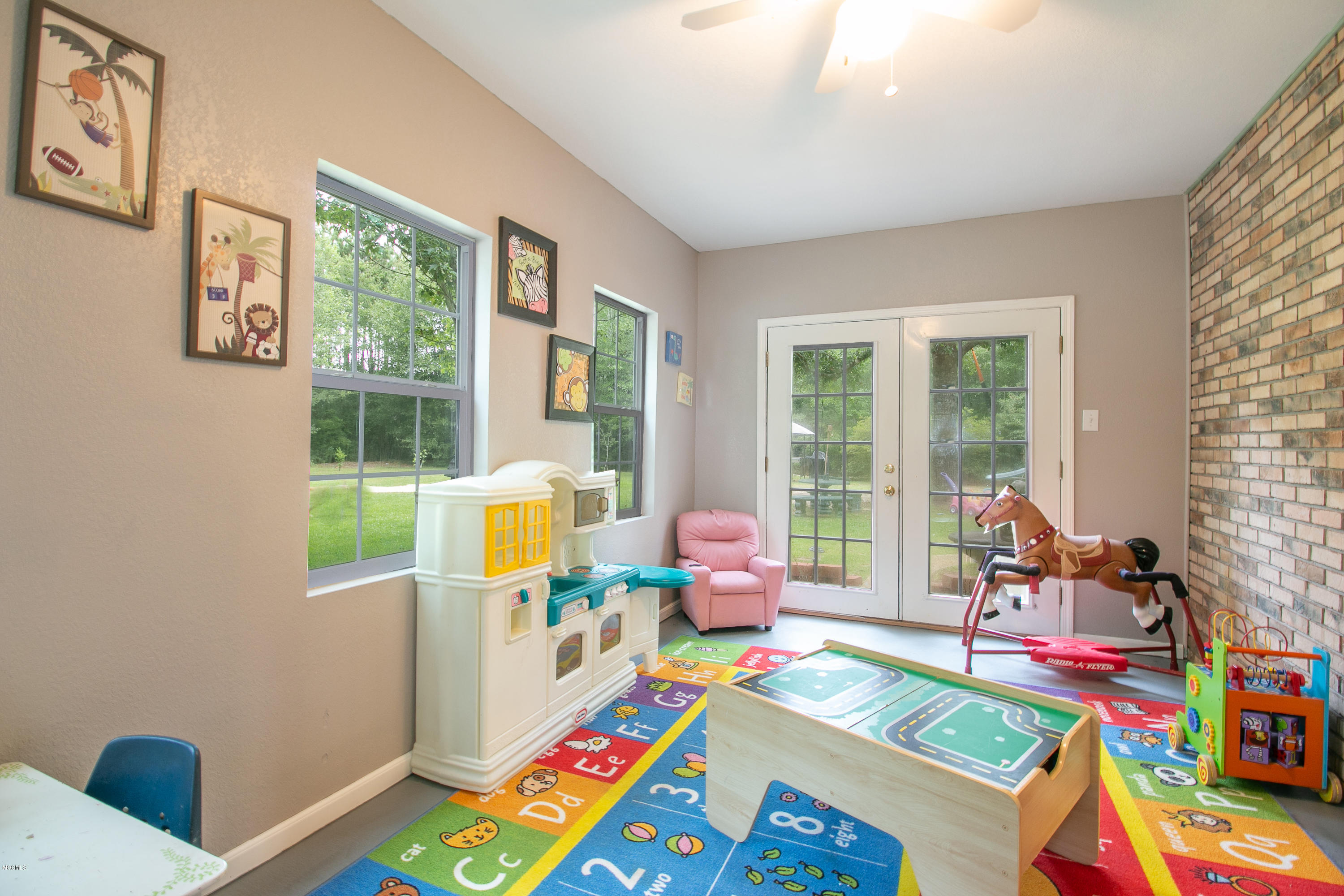 19070 Landon Road Gulfport, MS 39503 - Photo 29 of 32 Listing Photos-163