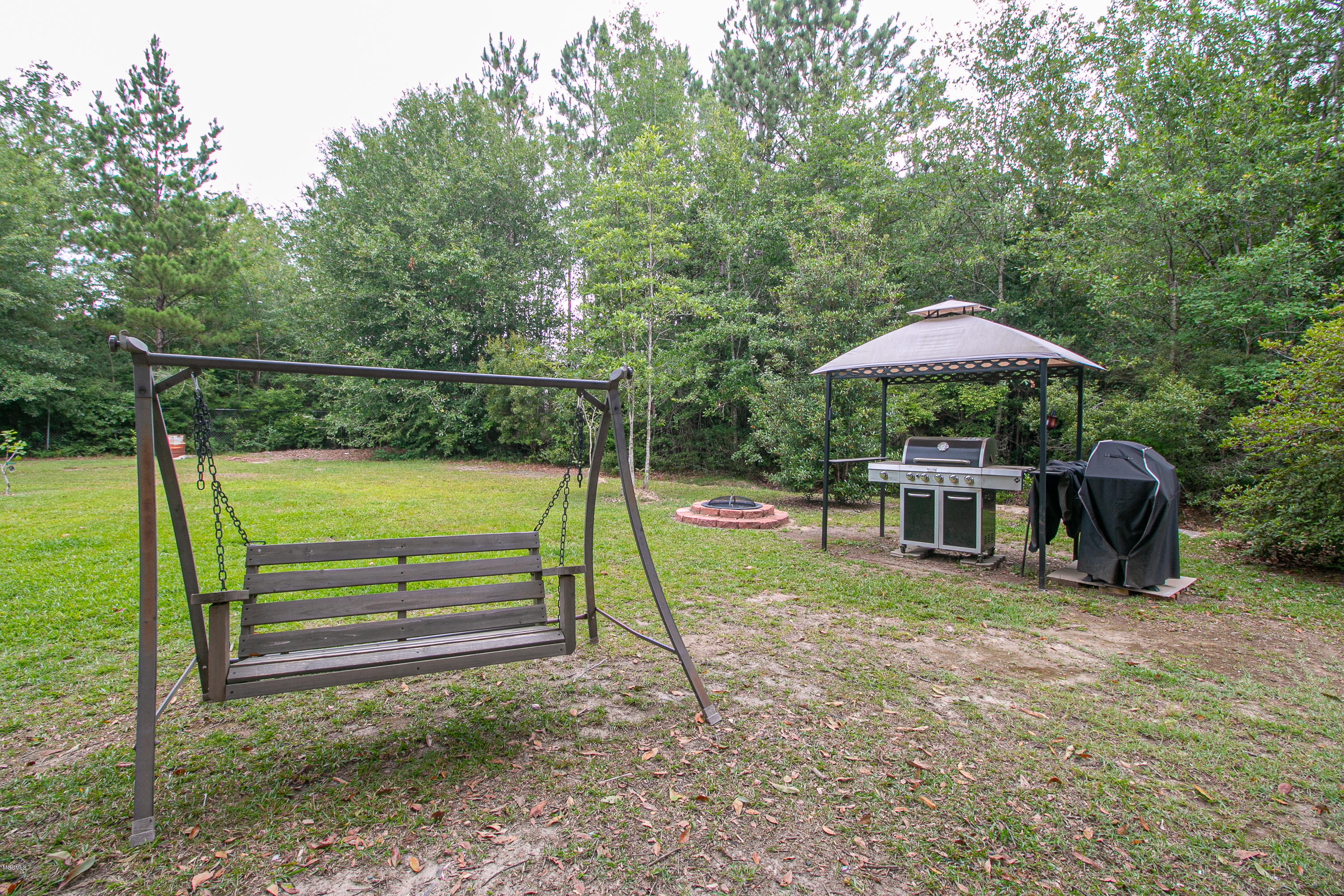 19070 Landon Road Gulfport, MS 39503 - Photo 3 of 32 Listing Photos-200-5
