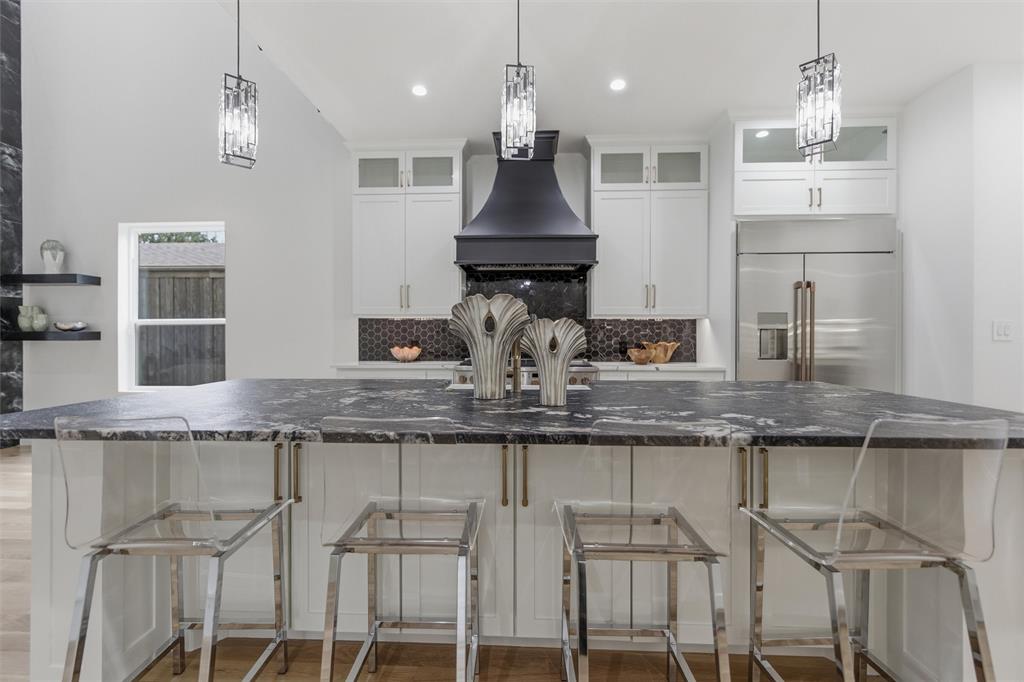 7503 Robin Road Dallas, TX 75209 - Photo 12 of 25