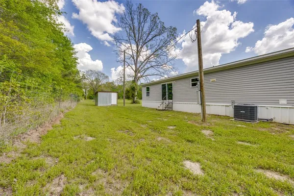 $450,000 | 980 County Road 2619, Marietta, TX 75566