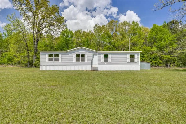 $450,000 | 980 County Road 2619, Marietta, TX 75566