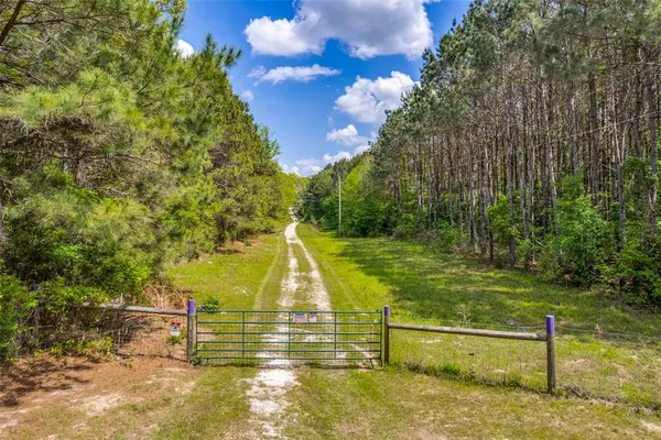 $450,000 | 980 County Road 2619, Marietta, TX 75566