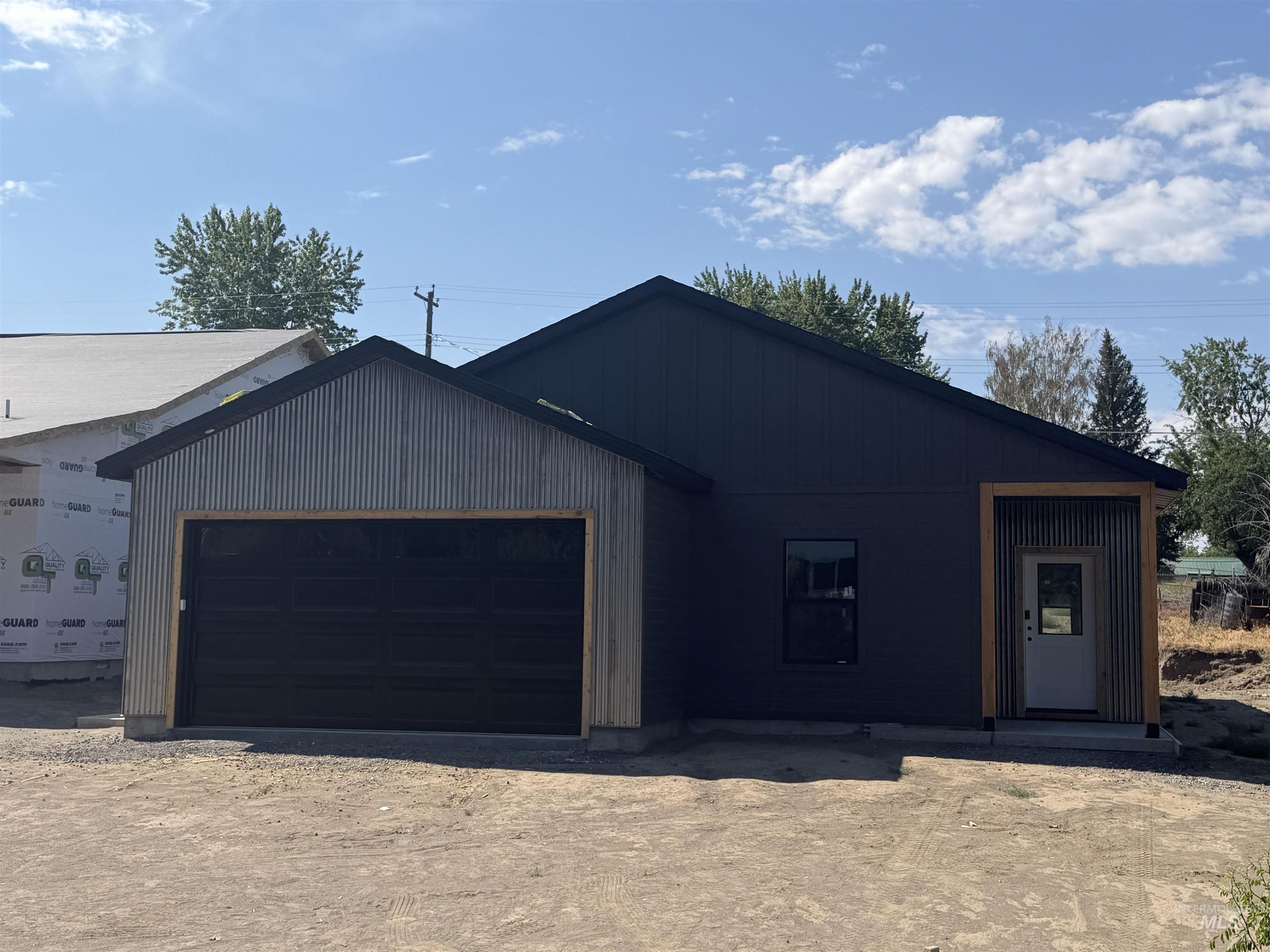 351 West Valley Road Hagerman, ID 83332 - Photo 3 of 6