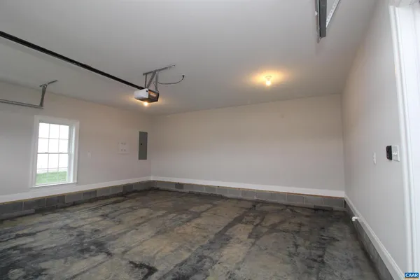 $2,500 | 205 Lindburgh Drive, Waynesboro, VA 22980