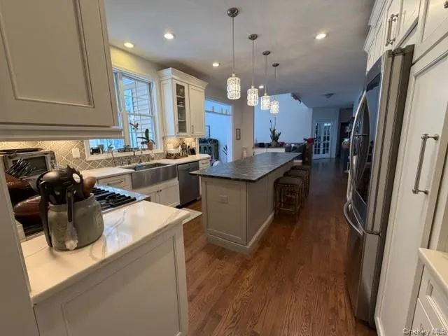 $1,099,000 | 132 Spy Glass Hill, Hopewell Junction, NY 12533