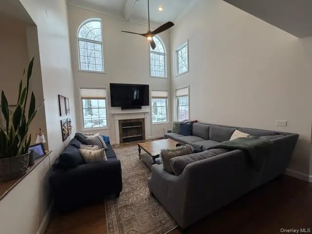 $1,099,000 | 132 Spy Glass Hill, Hopewell Junction, NY 12533