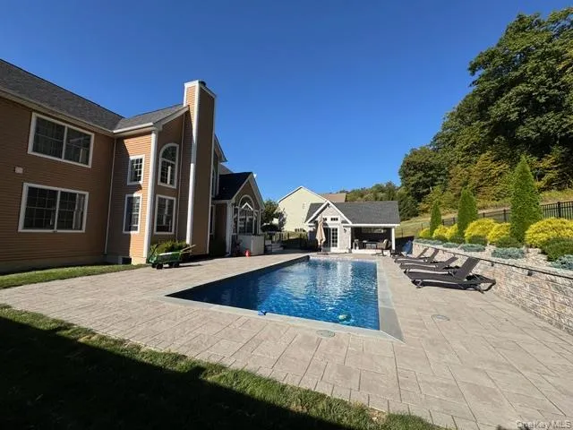 $1,099,000 | 132 Spy Glass Hill, Hopewell Junction, NY 12533