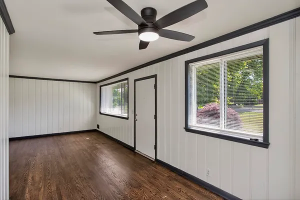 $1,750 | 218 Cumberland Circle, Nashville, TN 37214