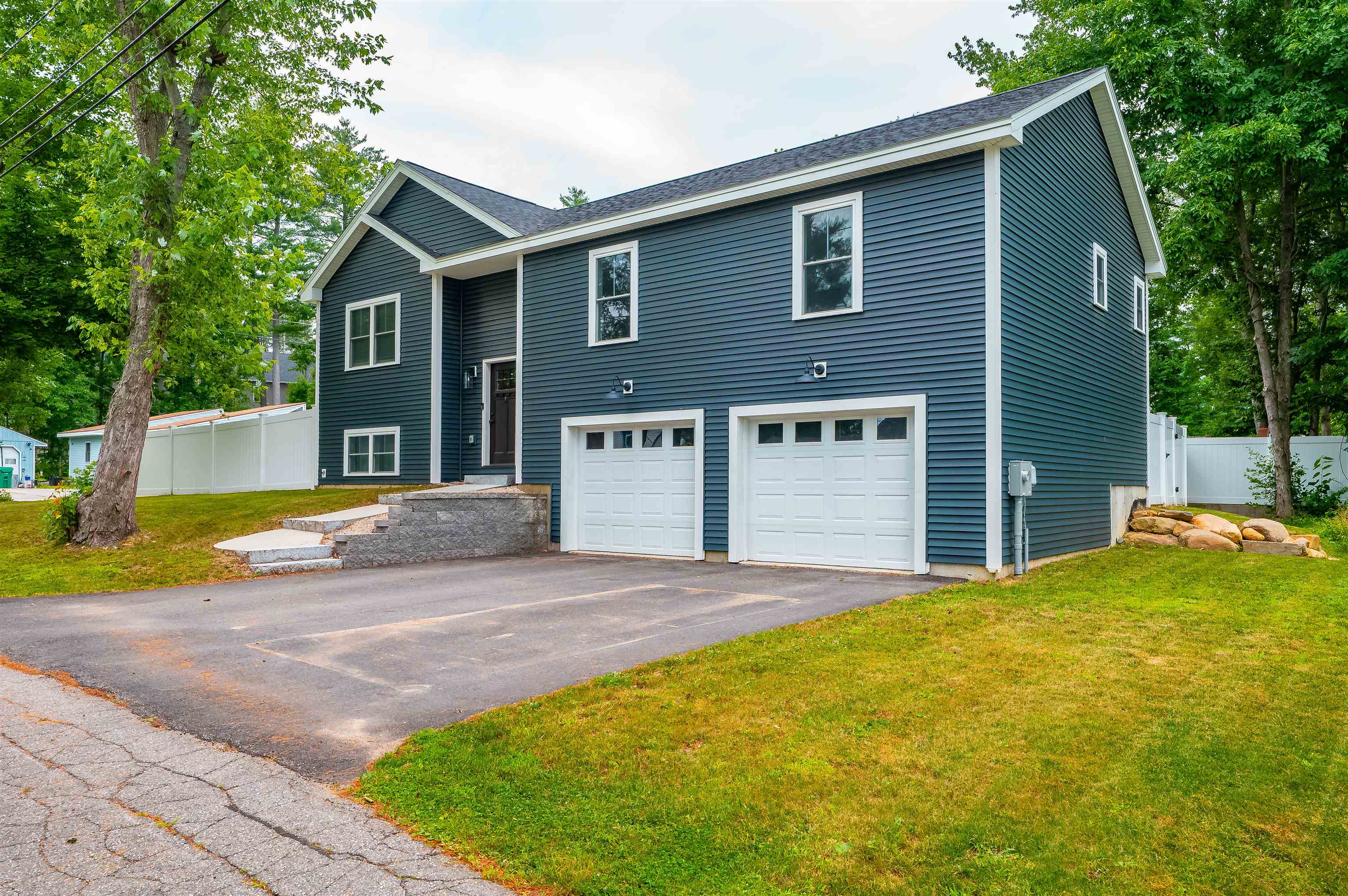 9 Lawn Avenue Rochester, NH 03867 - Photo 1 of 39