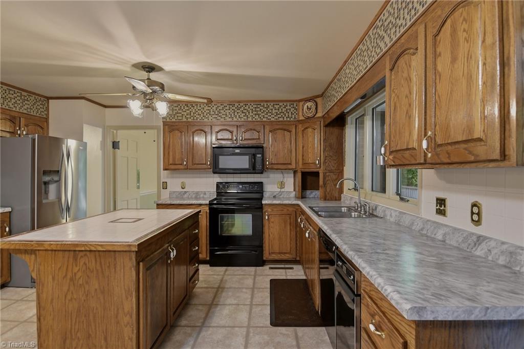 7615 Grapevine Road Lewisville, NC 27023 - Photo 11 of 36 Gallery Image 11