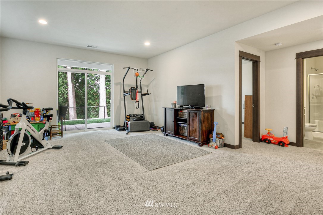 17821 3rd Avenue Southeast Bothell, WA 98012 - Photo 23 of 26