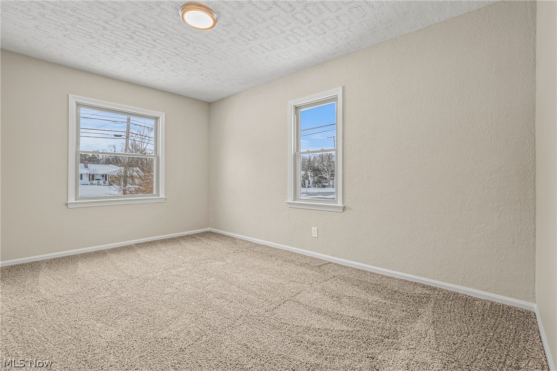 5527 Wilson Mills Road Cleveland, OH 44143 - Photo 15 of 34