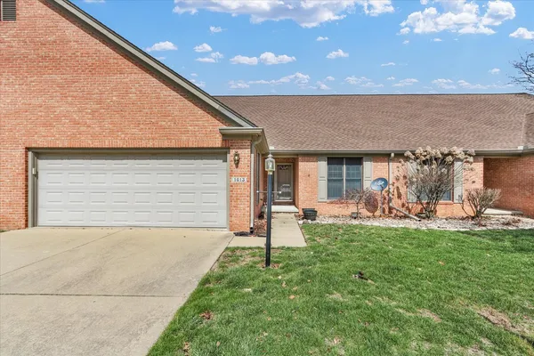 $295,000 | 1613 Broadmoor Drive, Champaign, IL 61821