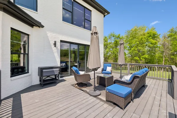 $1,332,000 | 4223 Ironwood Drive, Greenbrier, TN 37073