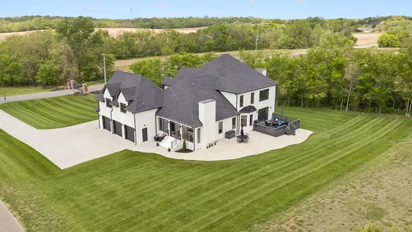$1,332,000 | 4223 Ironwood Drive, Greenbrier, TN 37073