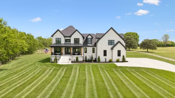$1,332,000 | 4223 Ironwood Drive, Greenbrier, TN 37073