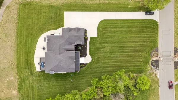 $1,332,000 | 4223 Ironwood Drive, Greenbrier, TN 37073