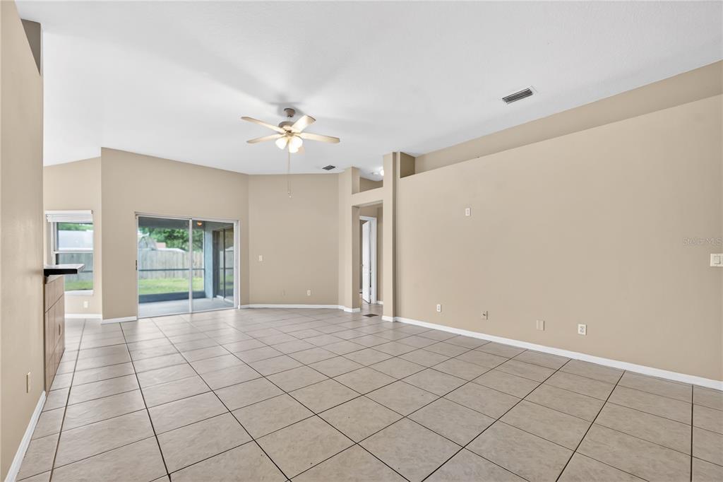 1461 Lake Shore Ranch Drive Seffner, FL 33584 - Photo 5 of 36