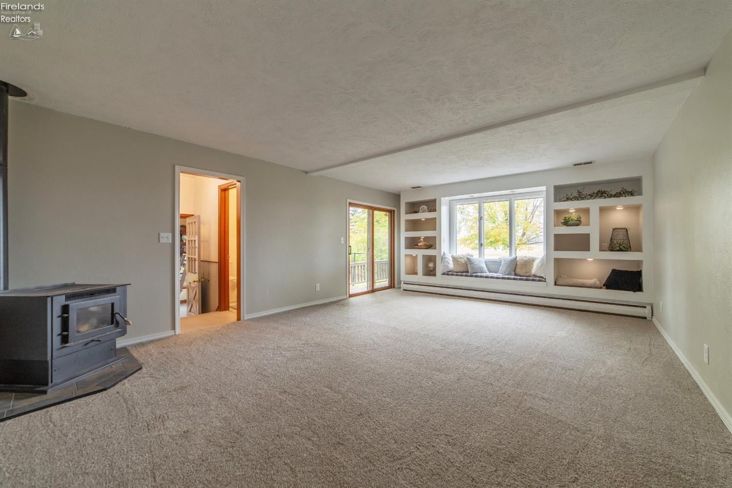 6255 Brown Road Oregon, OH 43616 - Photo 3 of 29 Gallery Image 3